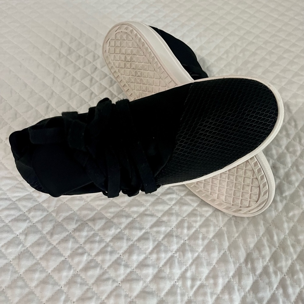 Steve Madden